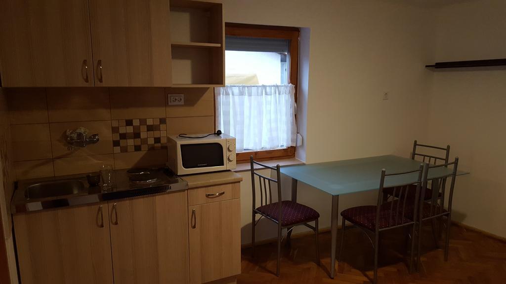 M&M Apartman Tiszafüred المظهر الخارجي الصورة